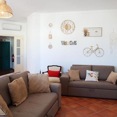 M&L Beach House Alvor Esterno foto