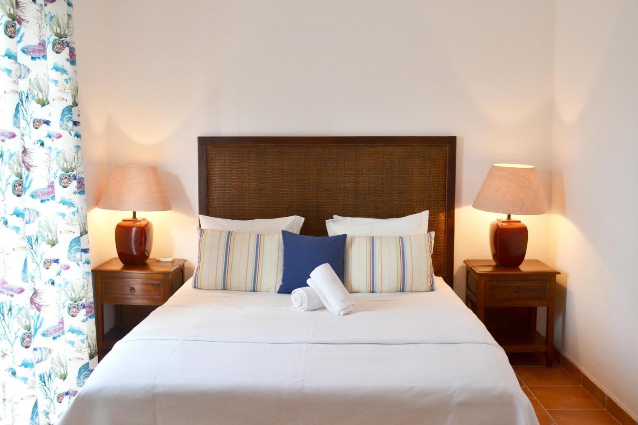 M&L Beach House Alvor Esterno foto